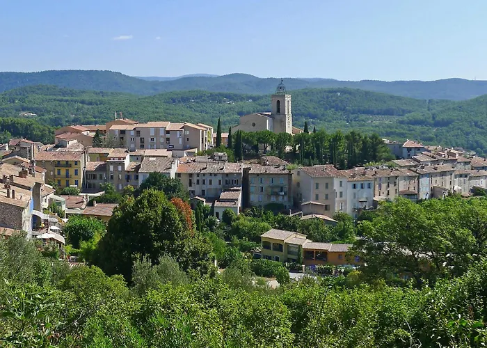 Gite Provencal Independant Avec Piscine Chauffee : Le Suy Bien
